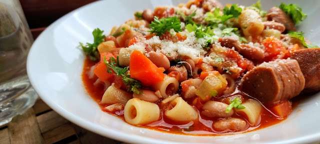 Vegaaninen Pasta e Fagioli tai ihan vaan Pasta fasuli